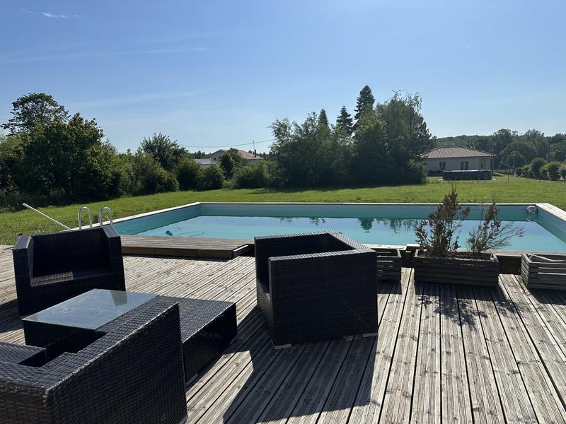 Maison traditionnelle - 162 m² - 5 pièces