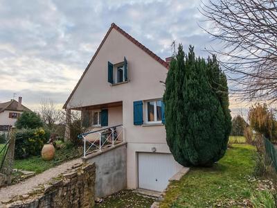 Maison - 153 m² - 5 pièces