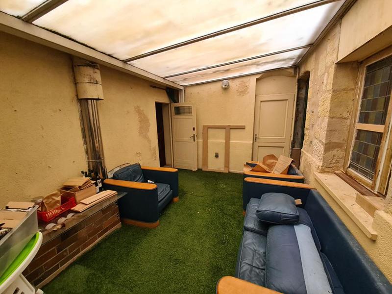 Local commercial - 254 m²