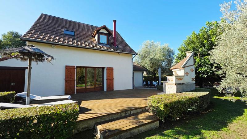 Maison - 165 m² - 6 pièces