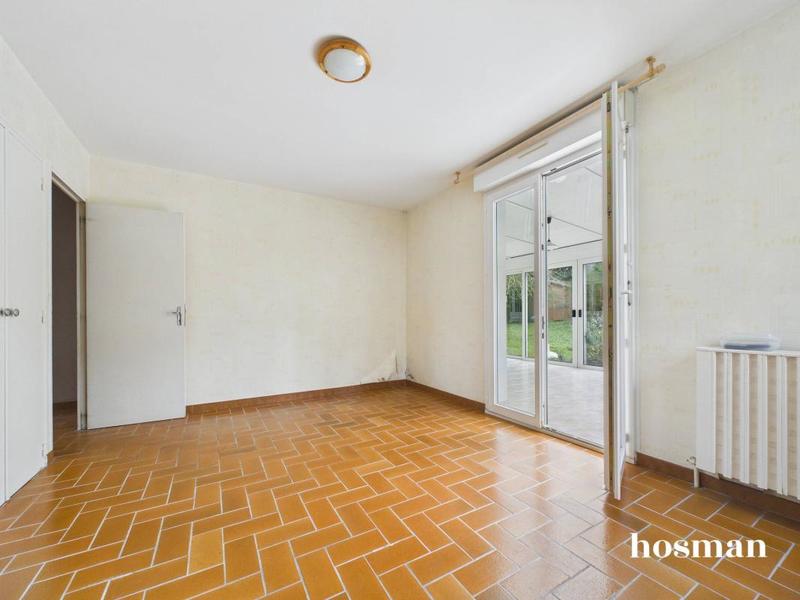 Maison - 139 m² - 8 pièces