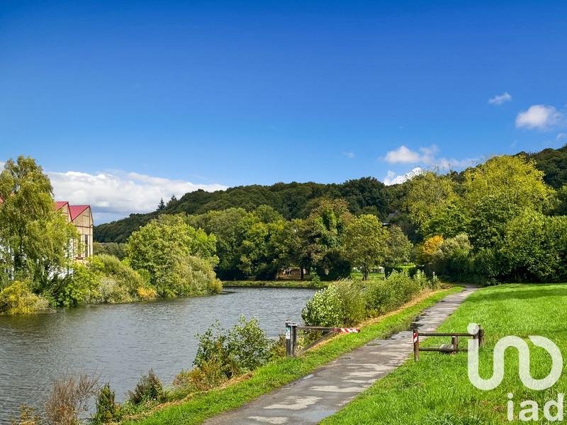 Maison - 207 m² - 9 pièces