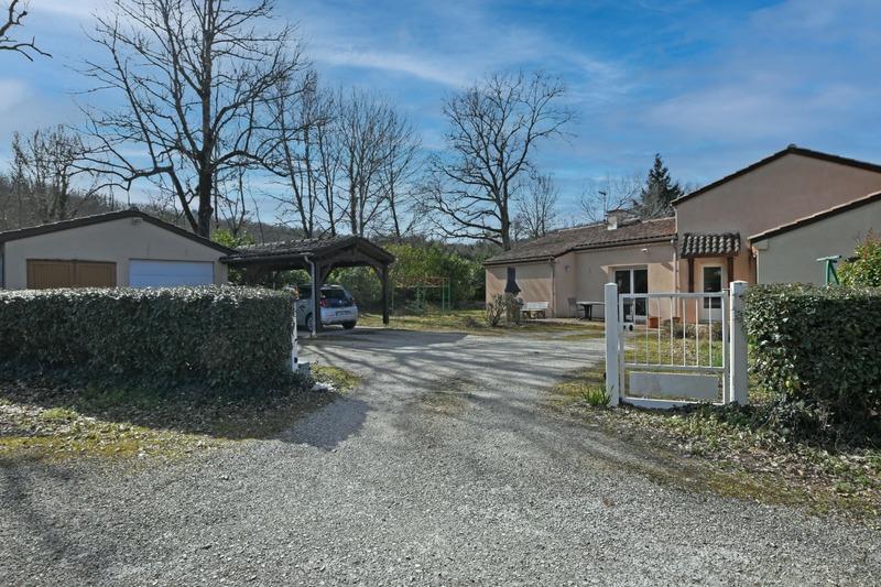 Maison - 122 m² - 6 pièces