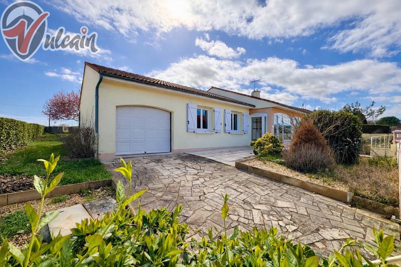 Maison - 90 m² - 4 pièces