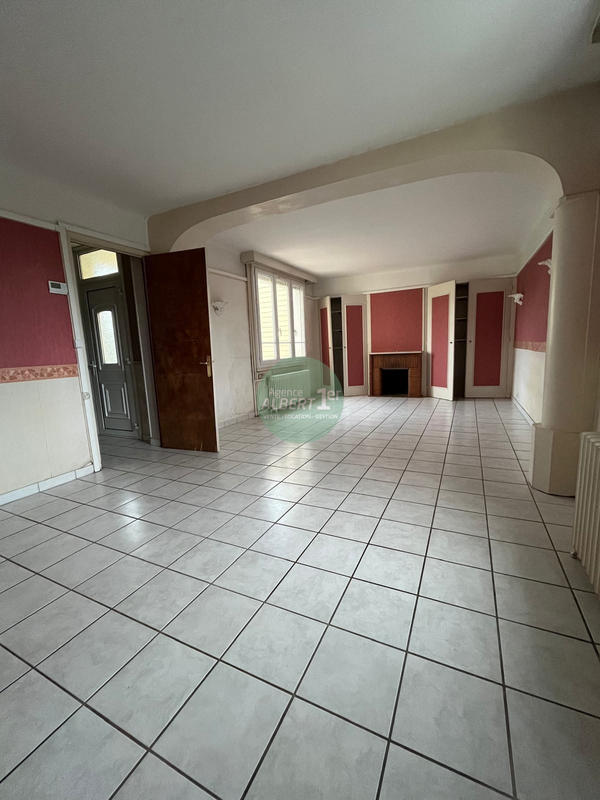 Maison - 95 m² - 4 pièces