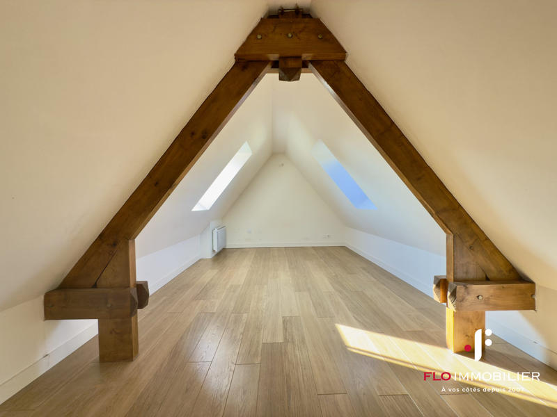 Appartement - 99 m² - 5 pièces