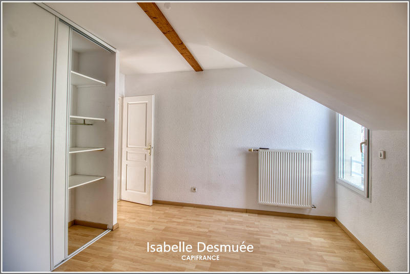 Maison - 104 m² - 4 pièces