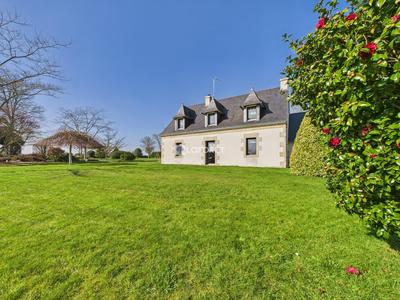 Maison traditionnelle - 120 m² - 5 pièces