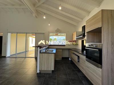 Villa - 75 m² - 4 pièces