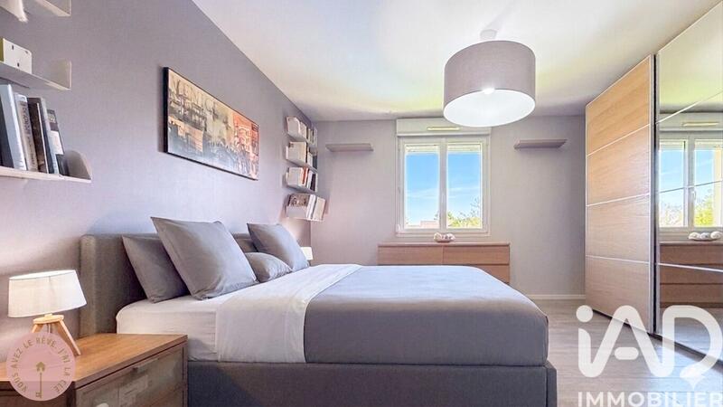 Maison - 177 m² - 6 pièces