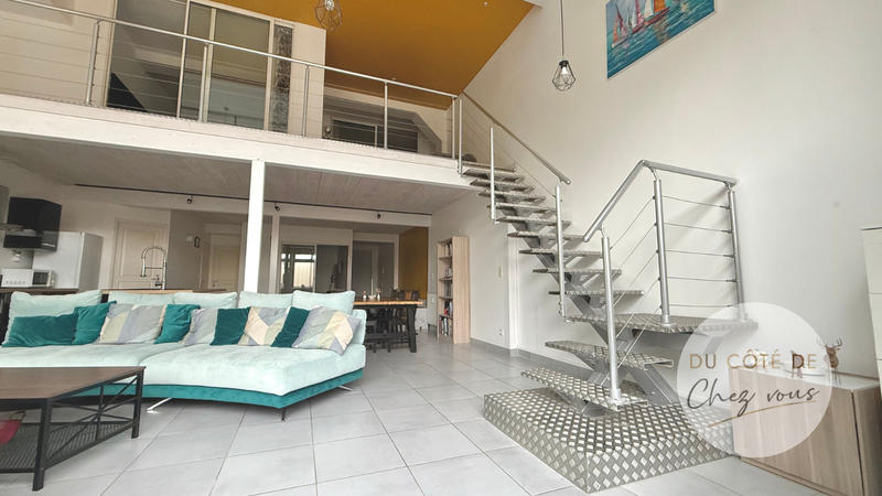 Loft - 148 m² - 5 pièces