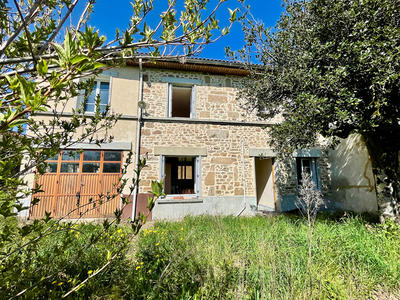 Maison - 80 m² - 6 pièces