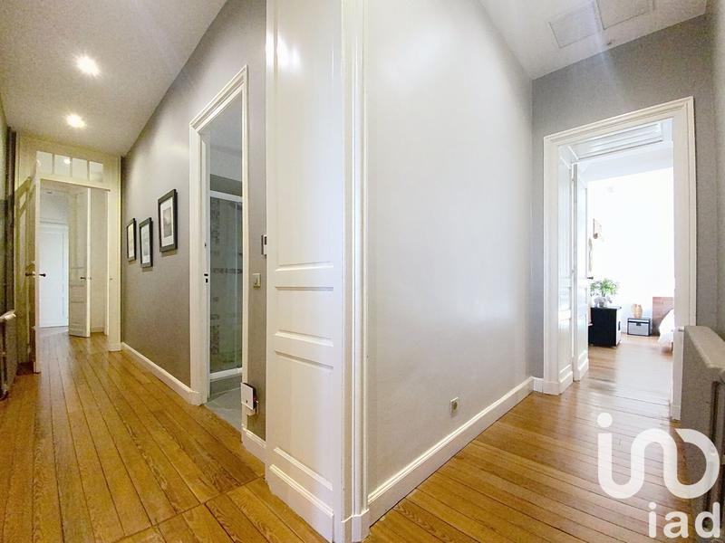 Maison - 471 m² - 11 pièces