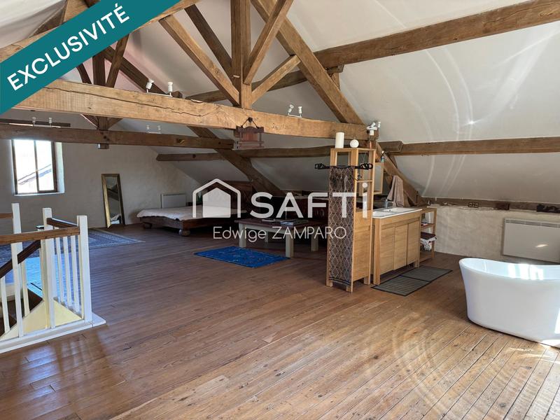 Maison - 280 m² - 9 pièces