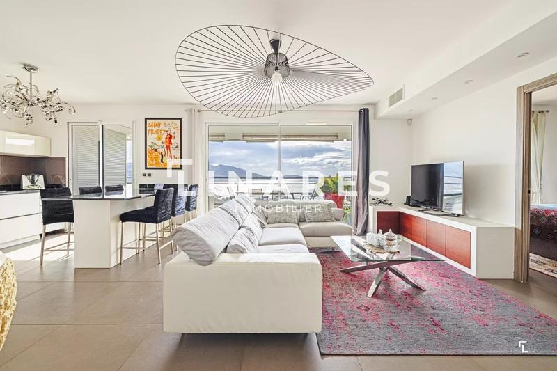 Appartement - 95 m² - 4 pièces