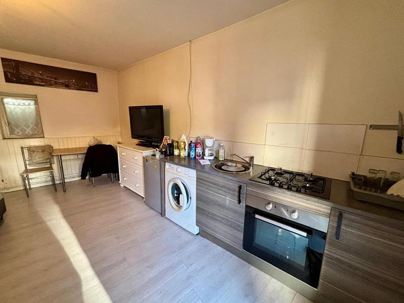 Immeuble - 191 m² - 9 pièces