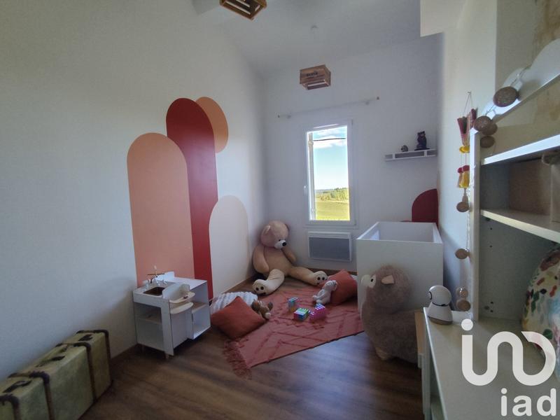 Maison - 180 m² - 5 pièces