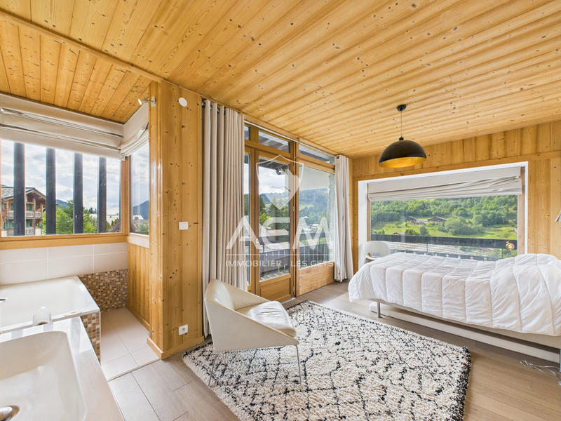 Appartement - 140 m² - 4 pièces