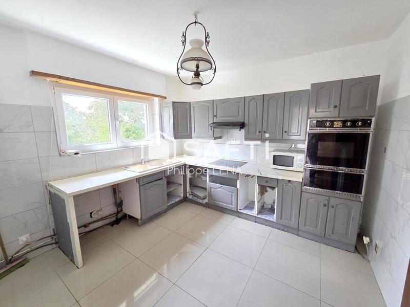 Maison - 192 m² - 9 pièces