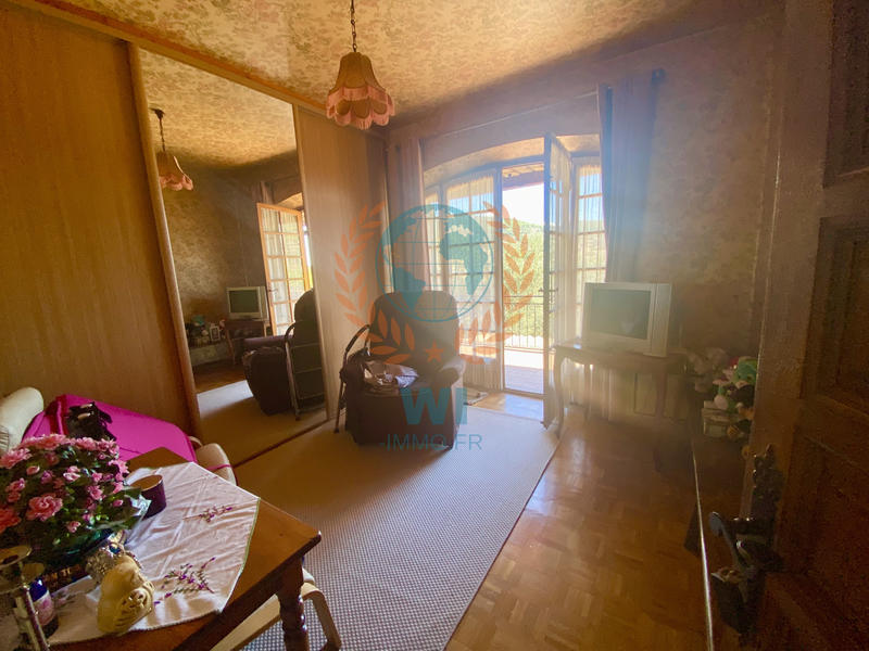 Maison - 420 m² - 17 pièces