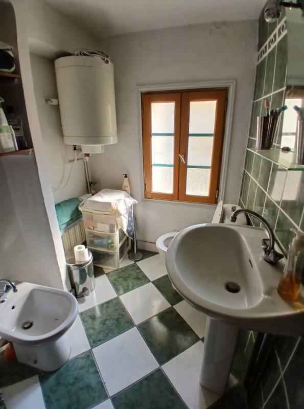 Maison - 230 m² - 7 pièces