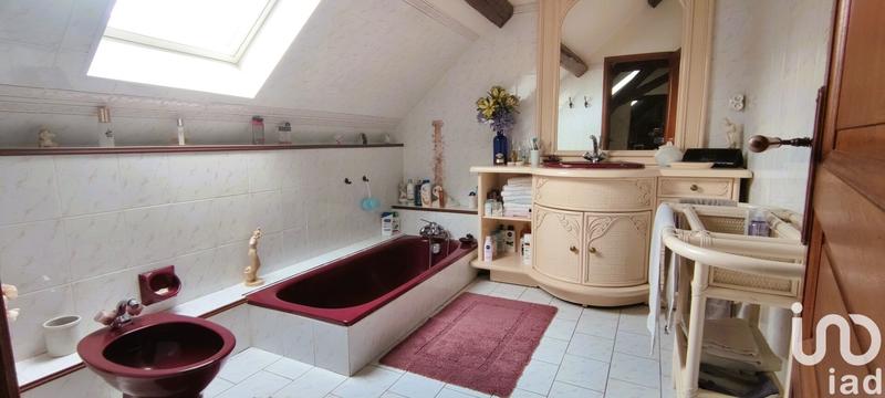 Maison - 180 m² - 5 pièces