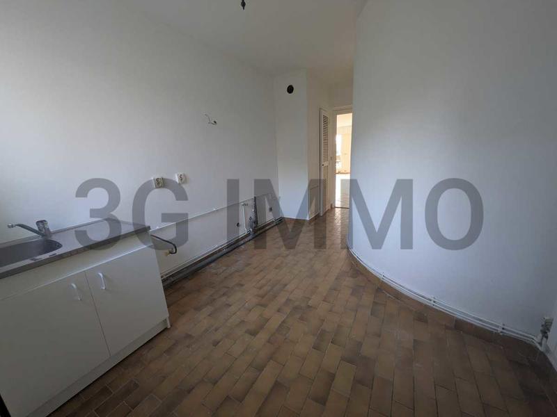 Appartement - 95 m² - 4 pièces