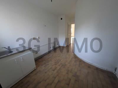 Appartement - 95 m² - 4 pièces