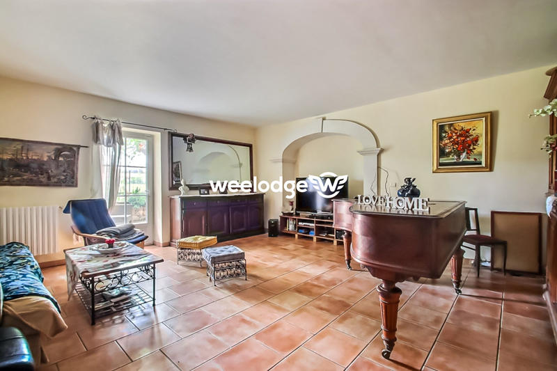 Bastide - 558 m² - 10 pièces