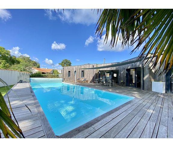 Maison - 152 m² - 5 pièces