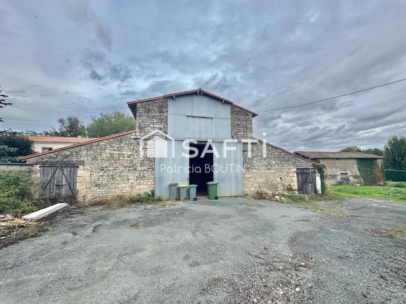 Maison - 228 m² - 3 pièces