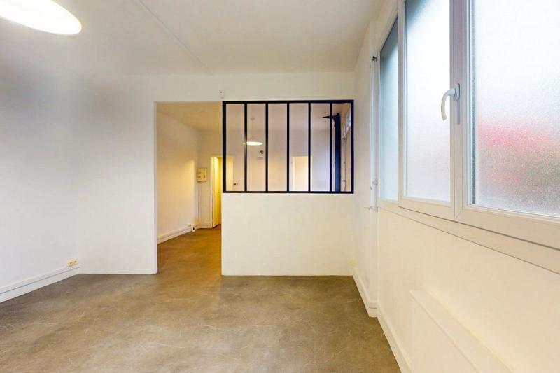 Local commercial - 43 m² - 1 pièce