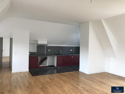 Appartement - 146 m² - 4 pièces