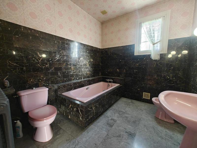 Villa - 161 m² - 6 pièces