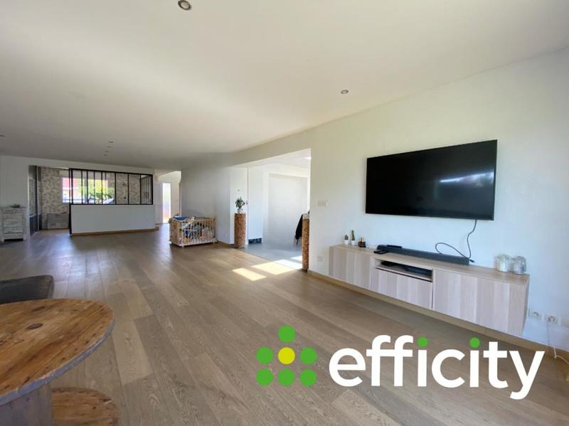 Maison - 190 m² - 5 pièces