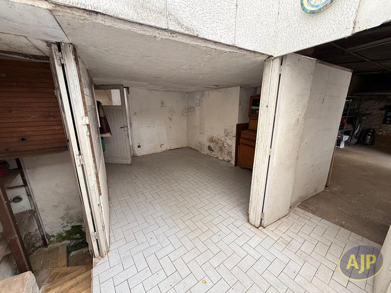 Maison - 110 m² - 6 pièces