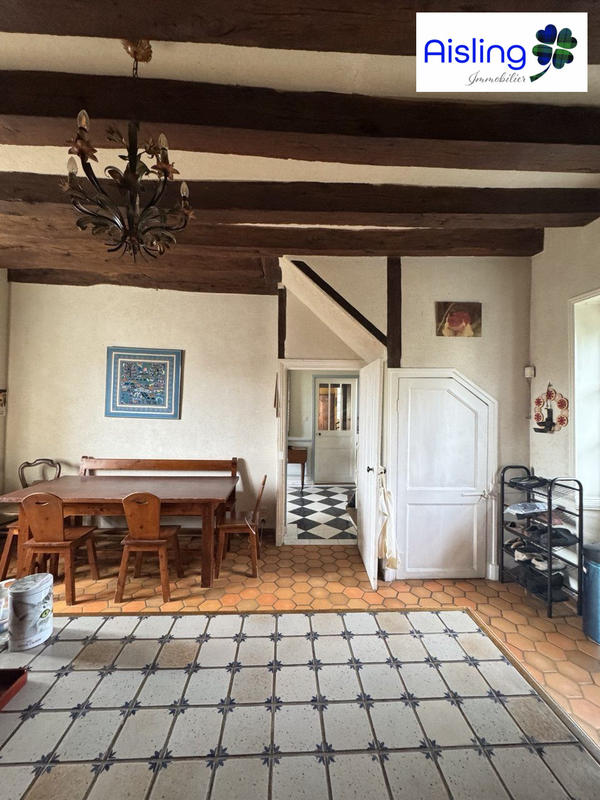Maison ancienne - 196 m² - 8 pièces