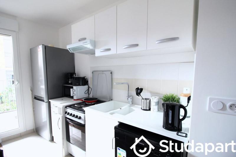 Chambre - 10 m² - 1 pièce