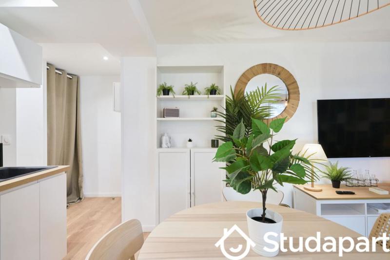 Chambre - 11 m² - 1 pièce