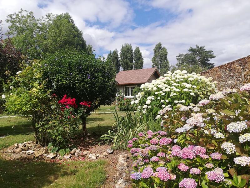 Propriété - 251 m² - 10 pièces