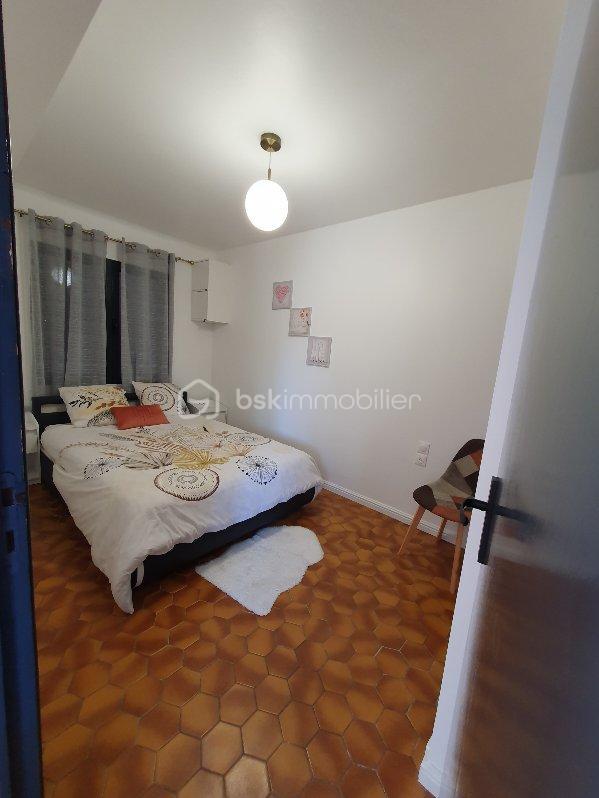 Villa - 182 m² - 8 pièces