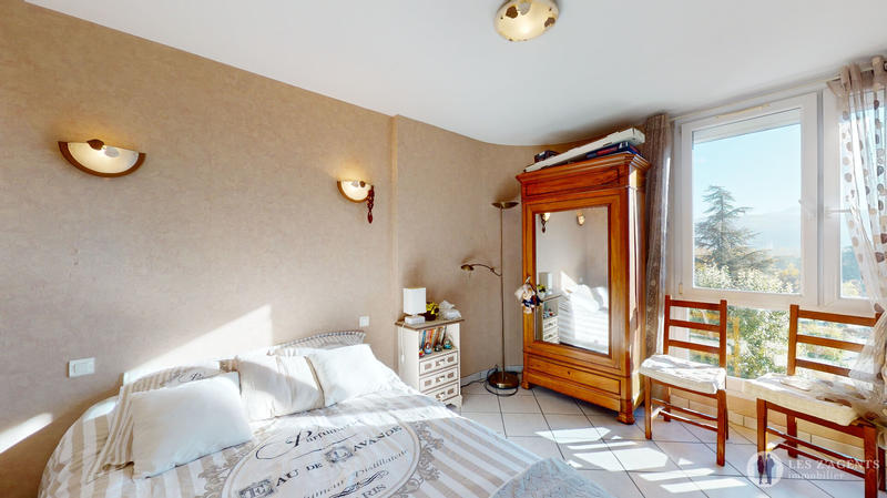 Appartement - 88 m² - 4 pièces