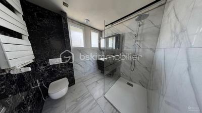 Maison de ville - 93 m² - 4 pièces