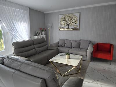 Maison - 140 m² - 4 pièces