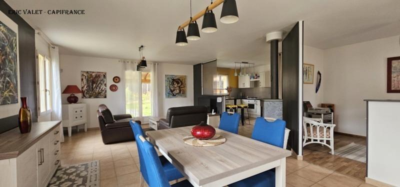 Maison - 104 m² - 4 pièces