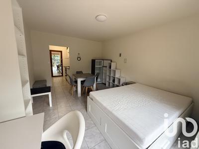 Studio - 24 m² - 1 pièce