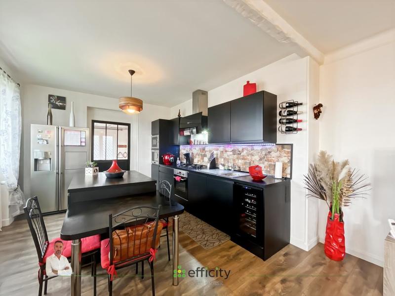 Maison - 150 m² - 5 pièces