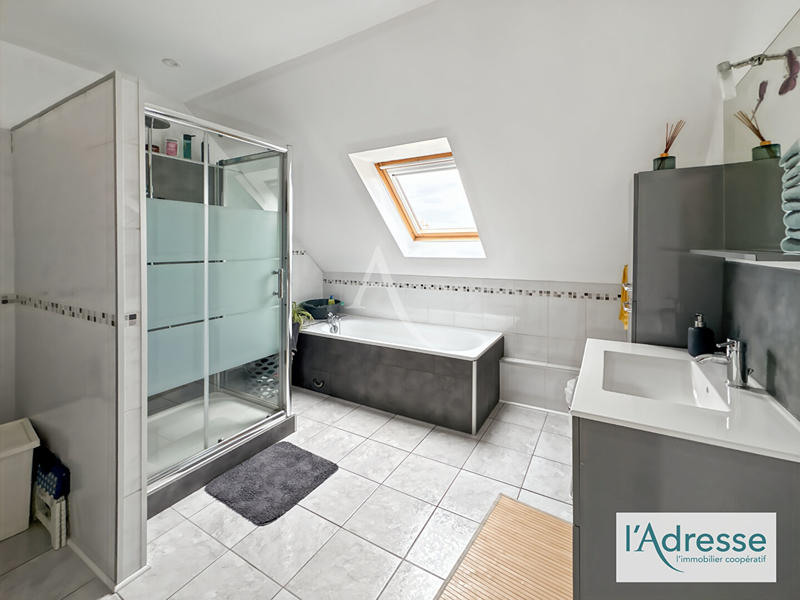 Maison - 115 m² - 6 pièces