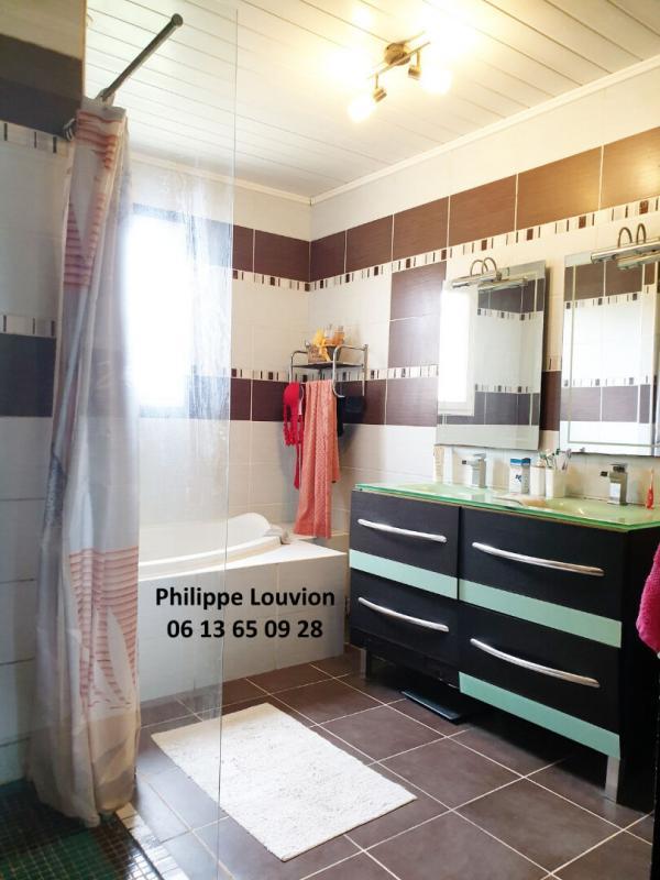 Maison - 134 m² - 8 pièces