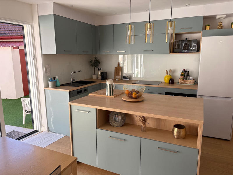 Appartement - 99 m² - 4 pièces